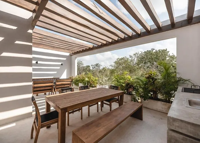 Villa Exclusive 4br In Karanda With Pools And Paddle Tulum